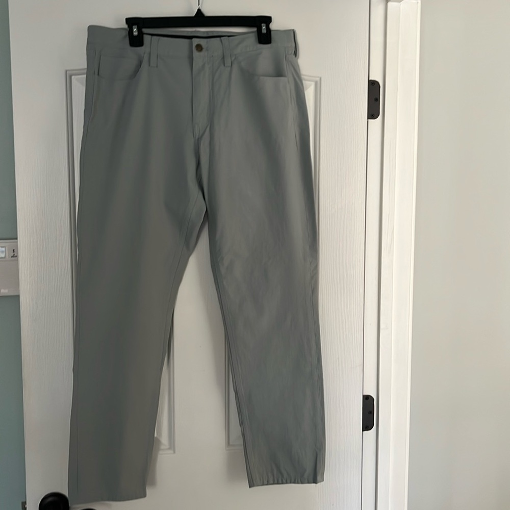 Vineyard Vines performance five pocket lightweight pants 34x30 light gray